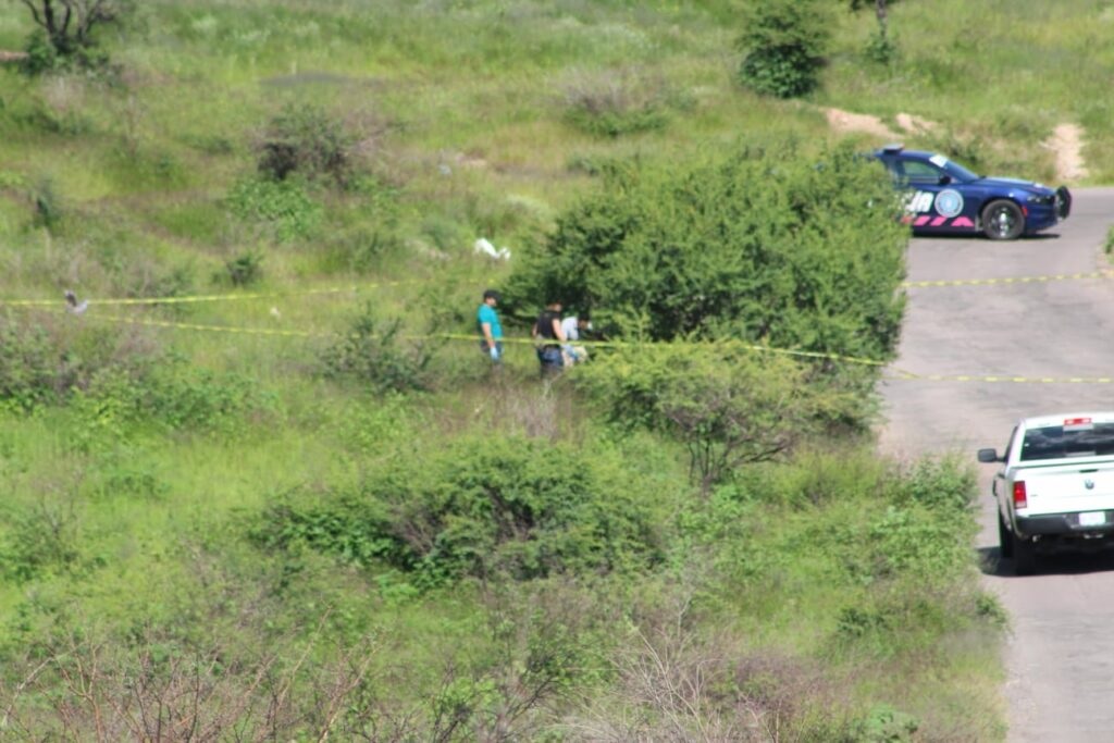 Otro feminicidio en Aguascalientes: encontraron a mujer asesinada envuelta en una lona en Cumbres