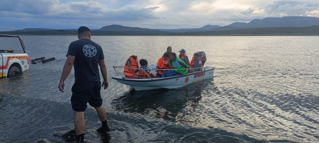 Rescatan a mujer que se lesionó en la Presa Abelardo L. Rodríguez