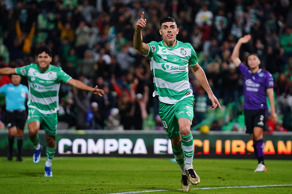 Santos Laguna resuelve problemas con el SAT