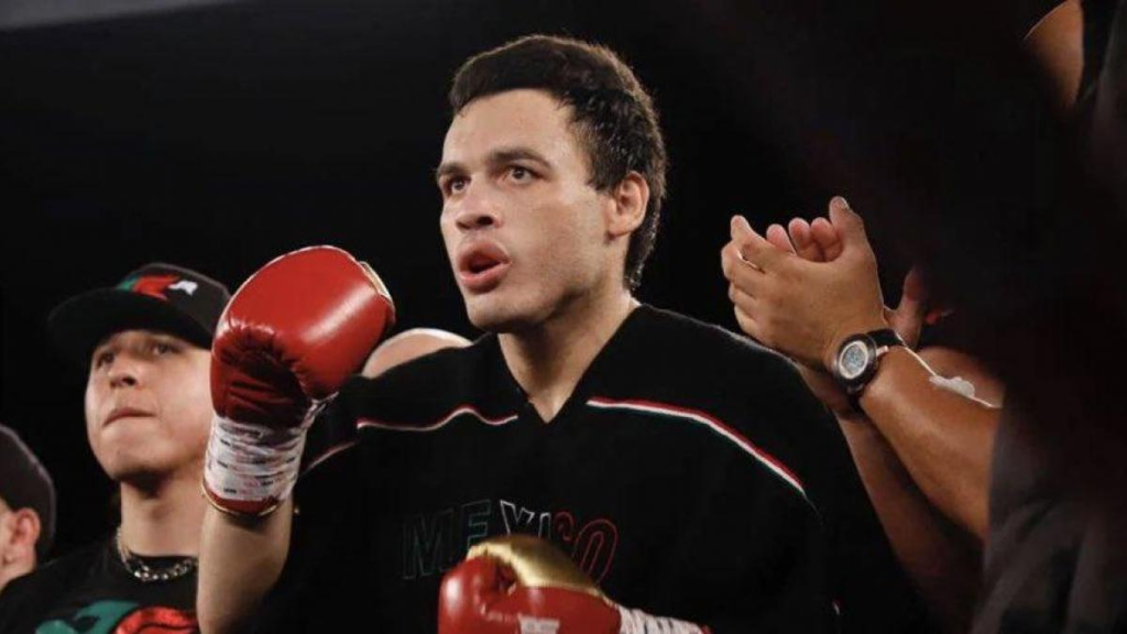 Julio César Chávez Jr. dedica emotivas palabras al Canelo