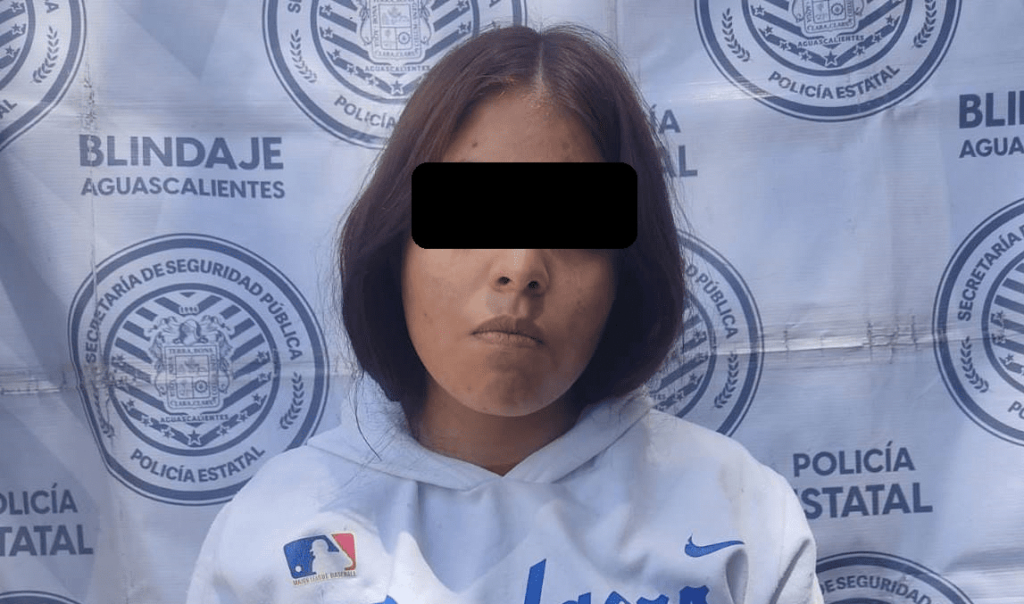 Detienen a mujer que asaltó a una operadora de taxi de aplicación