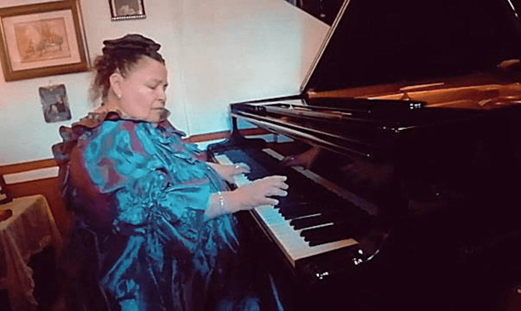 Muere la pianista Olivia Revueltas; será homenajeada en Bellas Artes