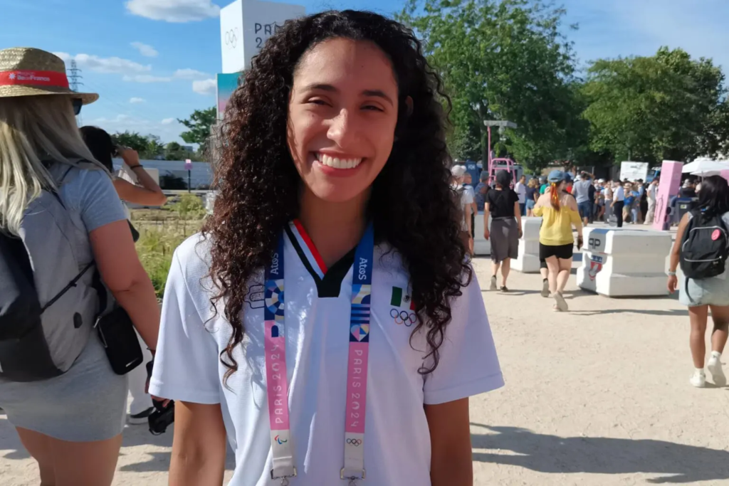 “Volteen a vernos”, pide clavadista a Claudia Sheinbaum