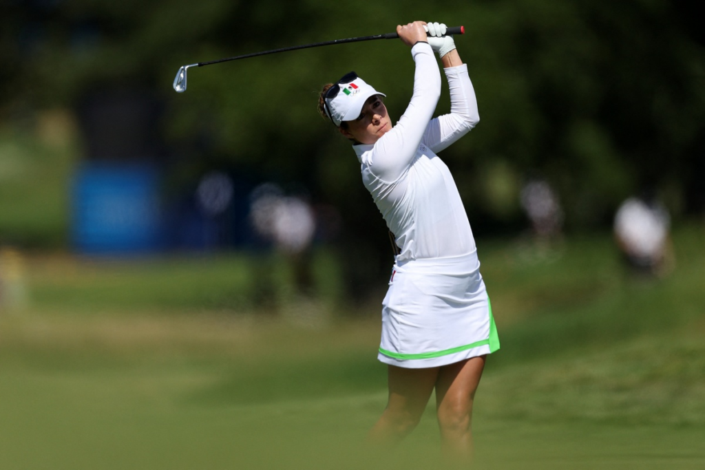 Se alejan las esperanzas de que México obtenga medalla en golf femenil