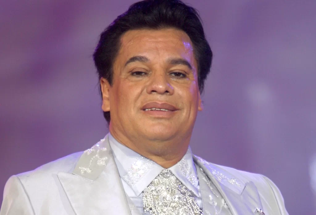 Concierto de Juan Gabriel en Bel se proyectará en el Zócalo Capitalino