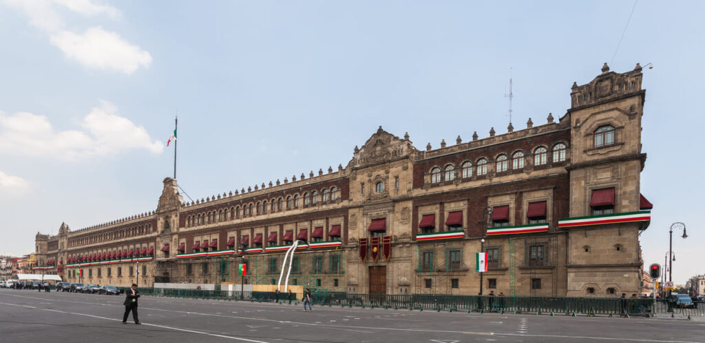 Hacienda autoriza aumento de capital social de tres bancos