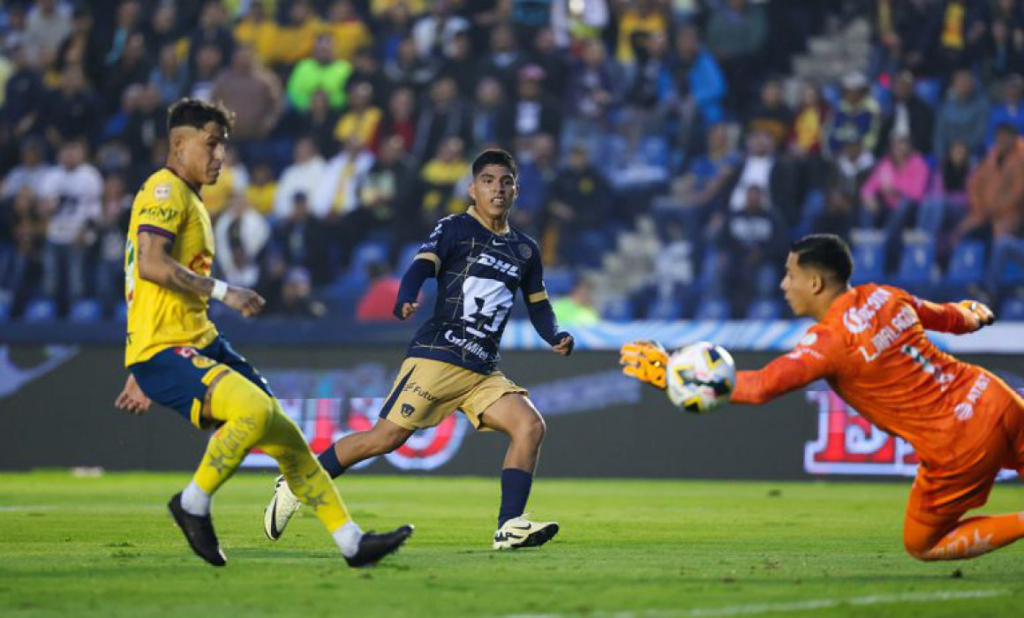Pumas protagoniza memes del Clásico Capitalino