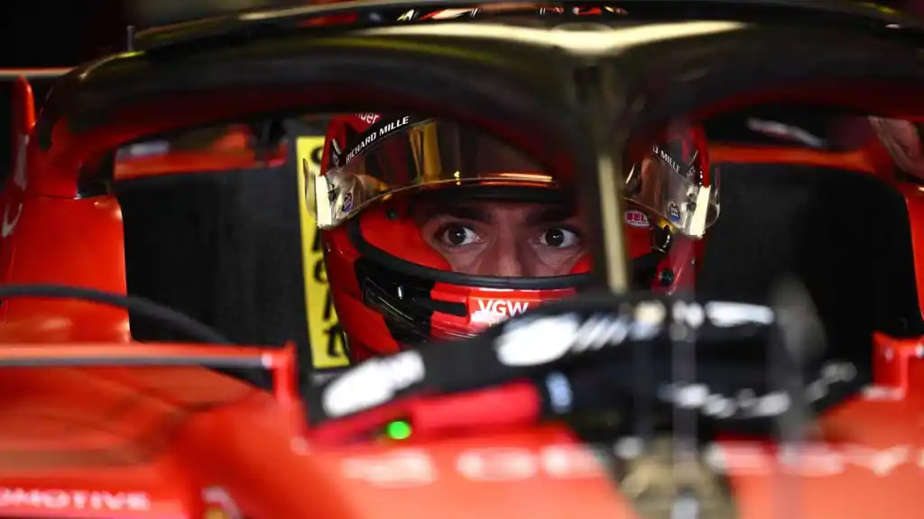 Ferrari domina de la mano de Carlos Sainz en los únicos libres de Austin