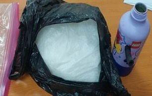 Agentes de la Policía Federal Ministerial detuvieron a un sujeto con casi 1 kilo de crystal