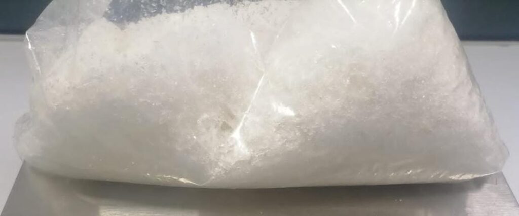 Capturan a dos narcos con más de 700 gramos de crystal tras persecución en Aguascalientes