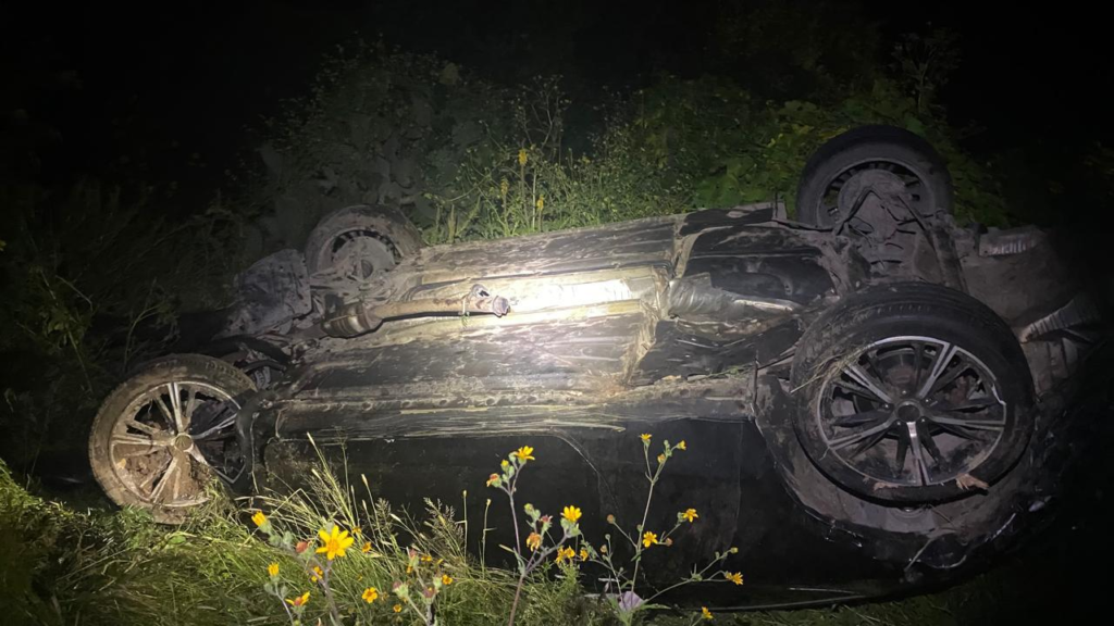 Muere joven tras volcadura en Asientos