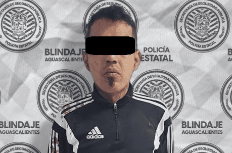 Detienen a sujeto con arma blanca en la colonia Vicente Guerrero