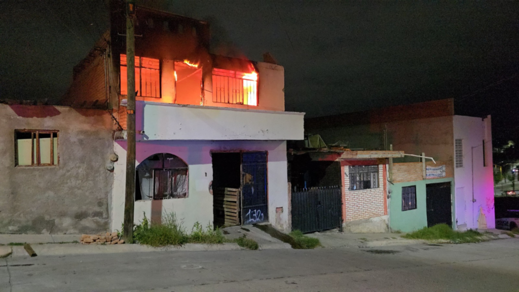 Se incendia vivienda en el fraccionamiento Fundadores