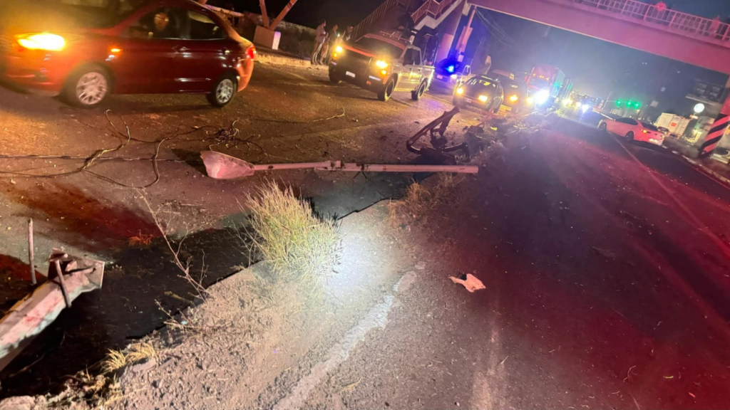 Tráiler sufre accidente en la 45 Norte