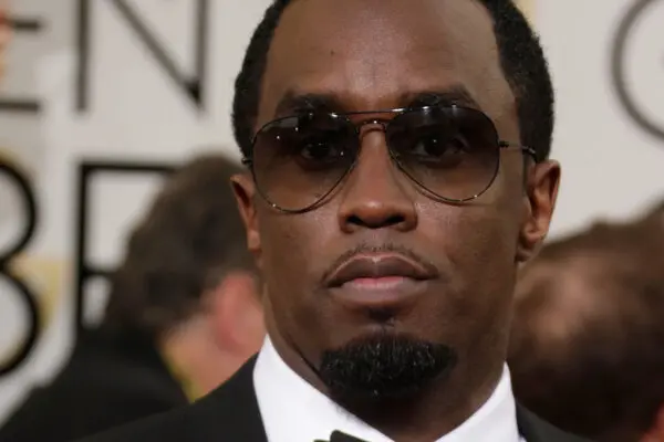 P Diddy obstruye su caso con llamadas desde el interior de la cárcel