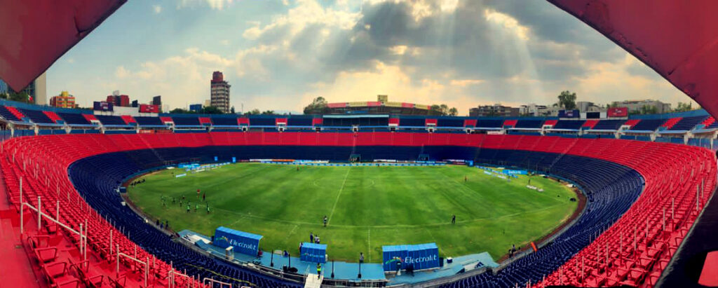 Dicen que el Estadio Ciudad de los Deportes cuenta con todos sus permisos.