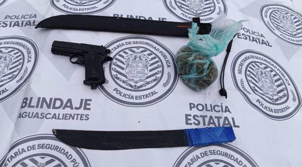 Sujetos sacan a un menor de un anexo a punta de pistola y machete