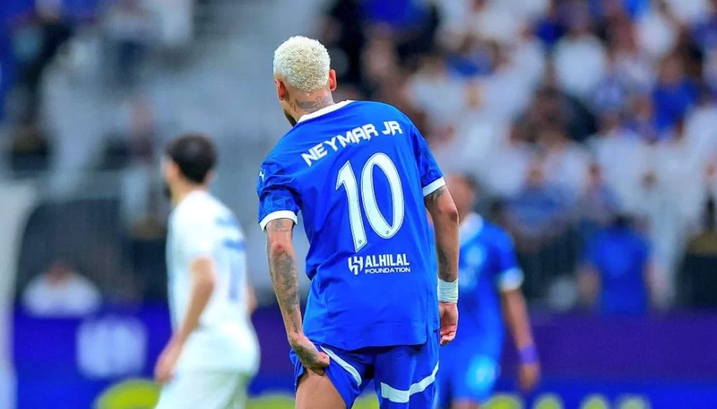 Neymar es sustituido por lesión en la victoria del Al Hilal