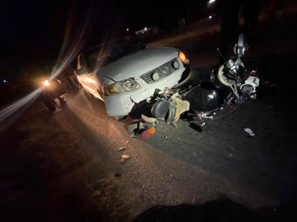 Dos lesionados tras desigual choque en El Llano