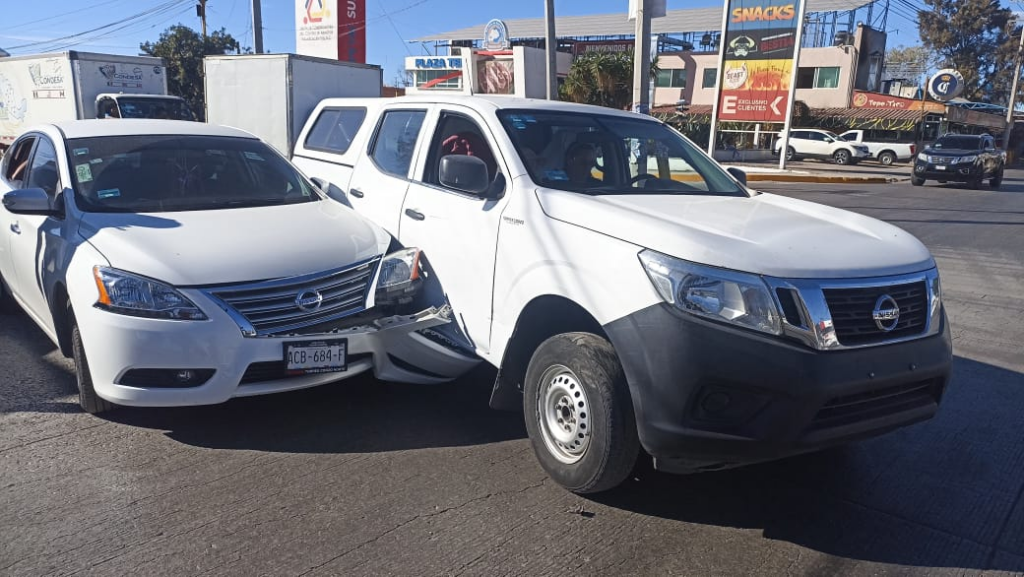 Dos lesionadas tras choque en al sur de la ciudad