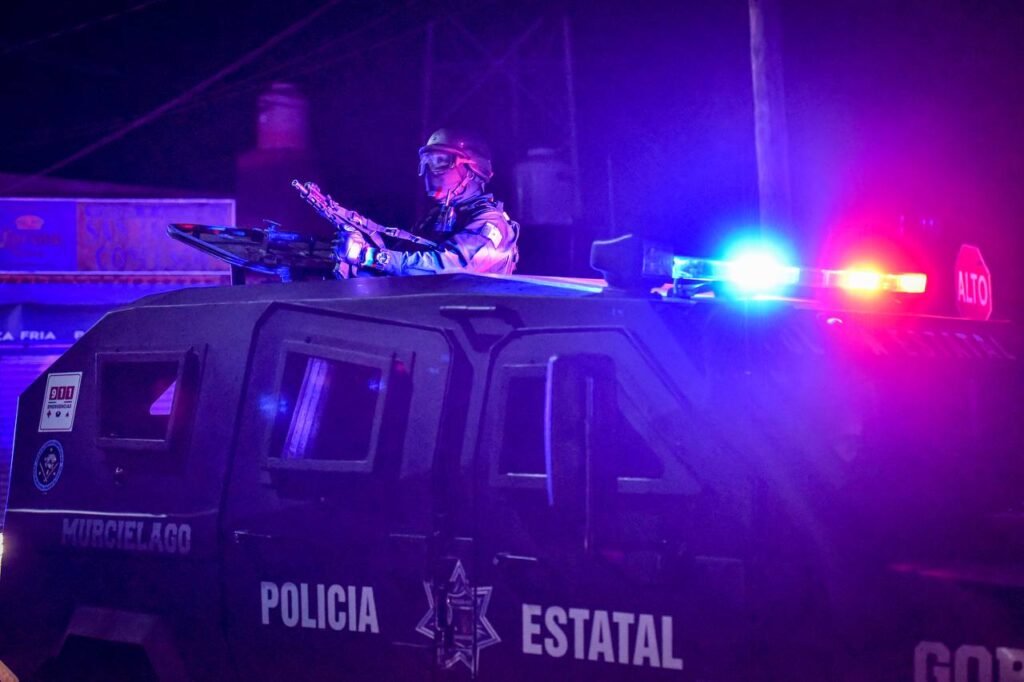 Balacera en Asientos deja dos civiles muertos y un policía herido de gravedad