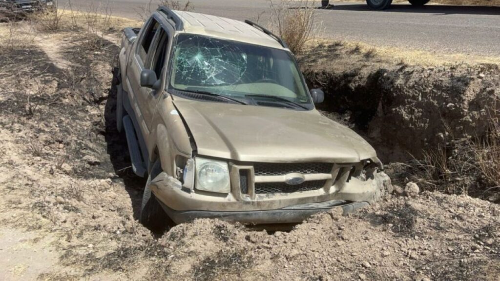 TRES LESIONADOS EN ACCIDENTE VIAL EN CALVILLO