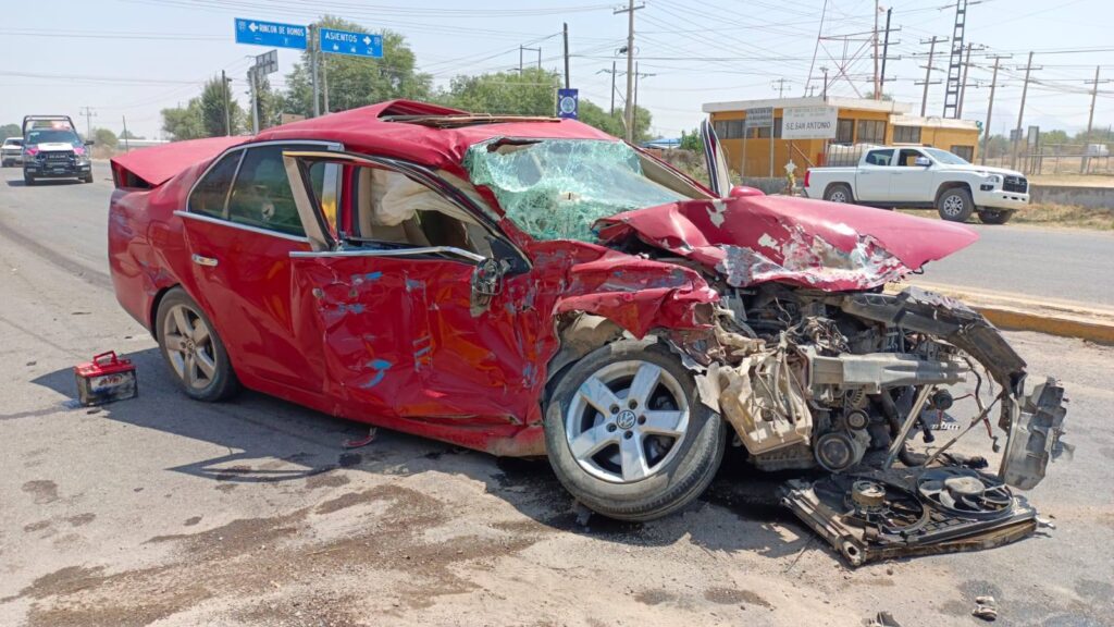 Mujer sufre lesiones graves tras fuerte accidente automovilístico en las carreteras 71 y 22