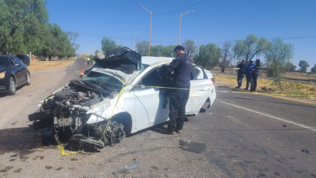 Joven automovilista muere tras protagonizar un choque y volcadura en Rincón de Romos