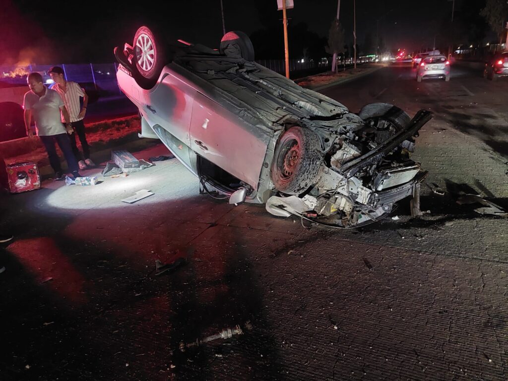 Veloz automovilista protagonizó aparatoso accidente en prolongación Constitución