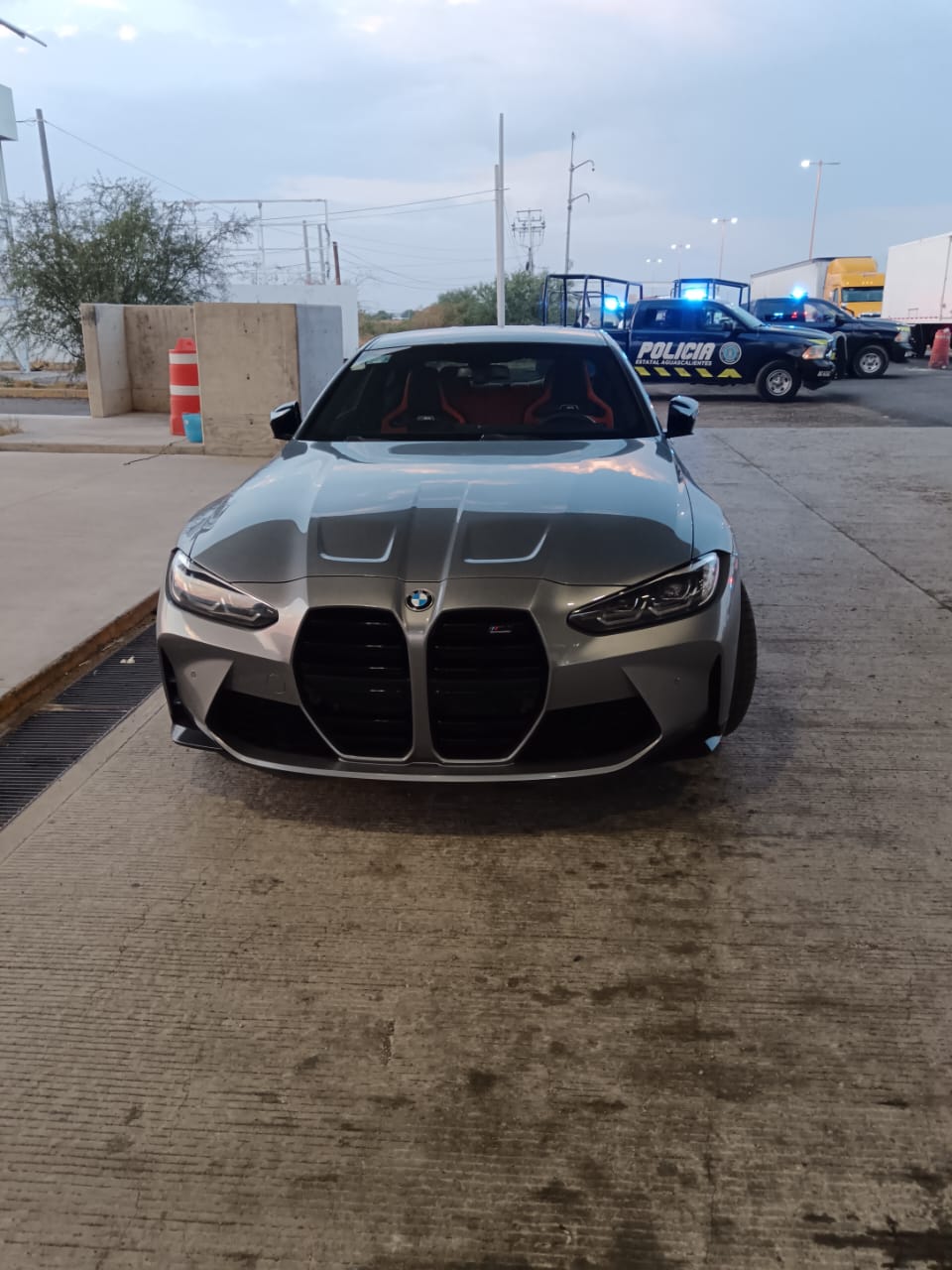 Detienen a sujeto que robó un BMW de alta gama; intentaba huir del estado