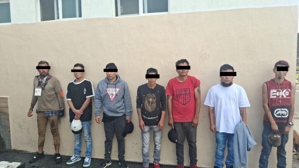Detienen a siete sujetos tras operativo de la Policía Municipal en colonias de la capital