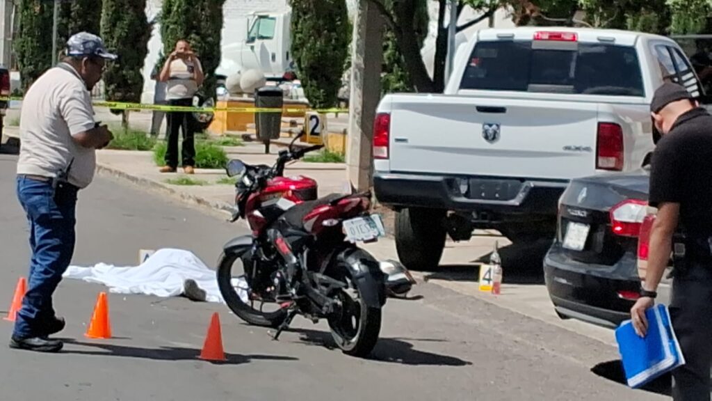 Una mujer muerta y un hombre lesionado deja accidente de motocicleta en Fundición