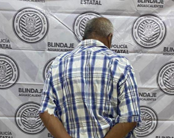 “EL SANTOS” FUE DETENIDO POR AMENAZAR CON UN CUCHILLO A VARIOS NIÑOS