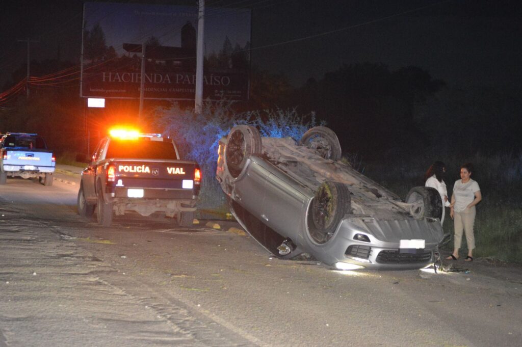Alcoholizada joven protagonizó aparatoso accidente en Los Pocitos y salió ilesa