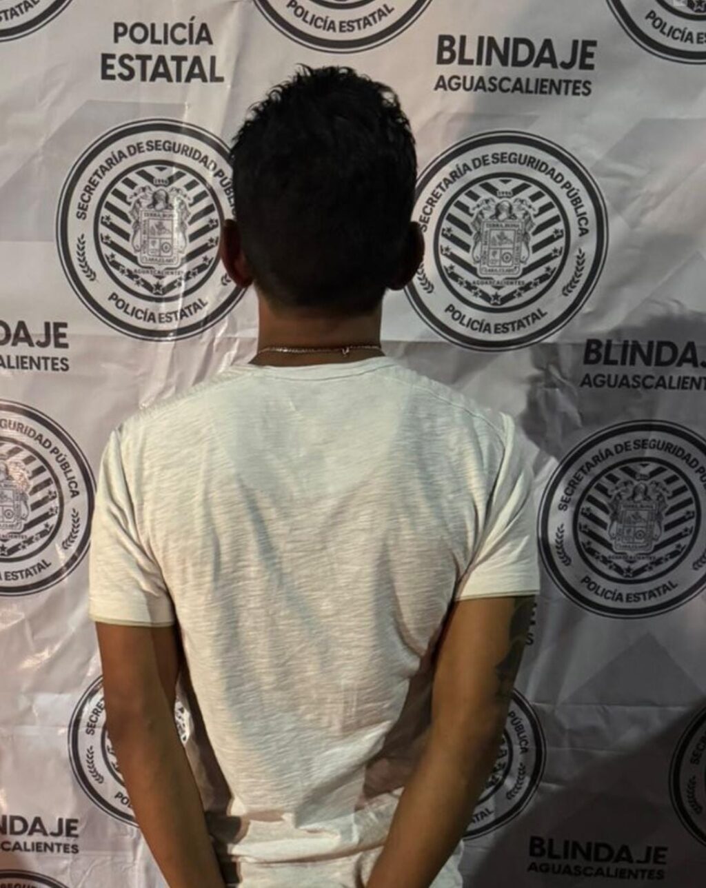 Capturan a narcomenudistas tras persecución en el sur de la ciudad