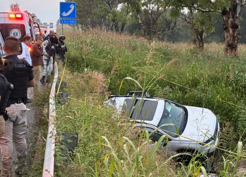 Un chofer de tráiler y la carretera mojada por la lluvia habrían provocado el accidente del hijo del exgobernador Luis Armando Reynoso
