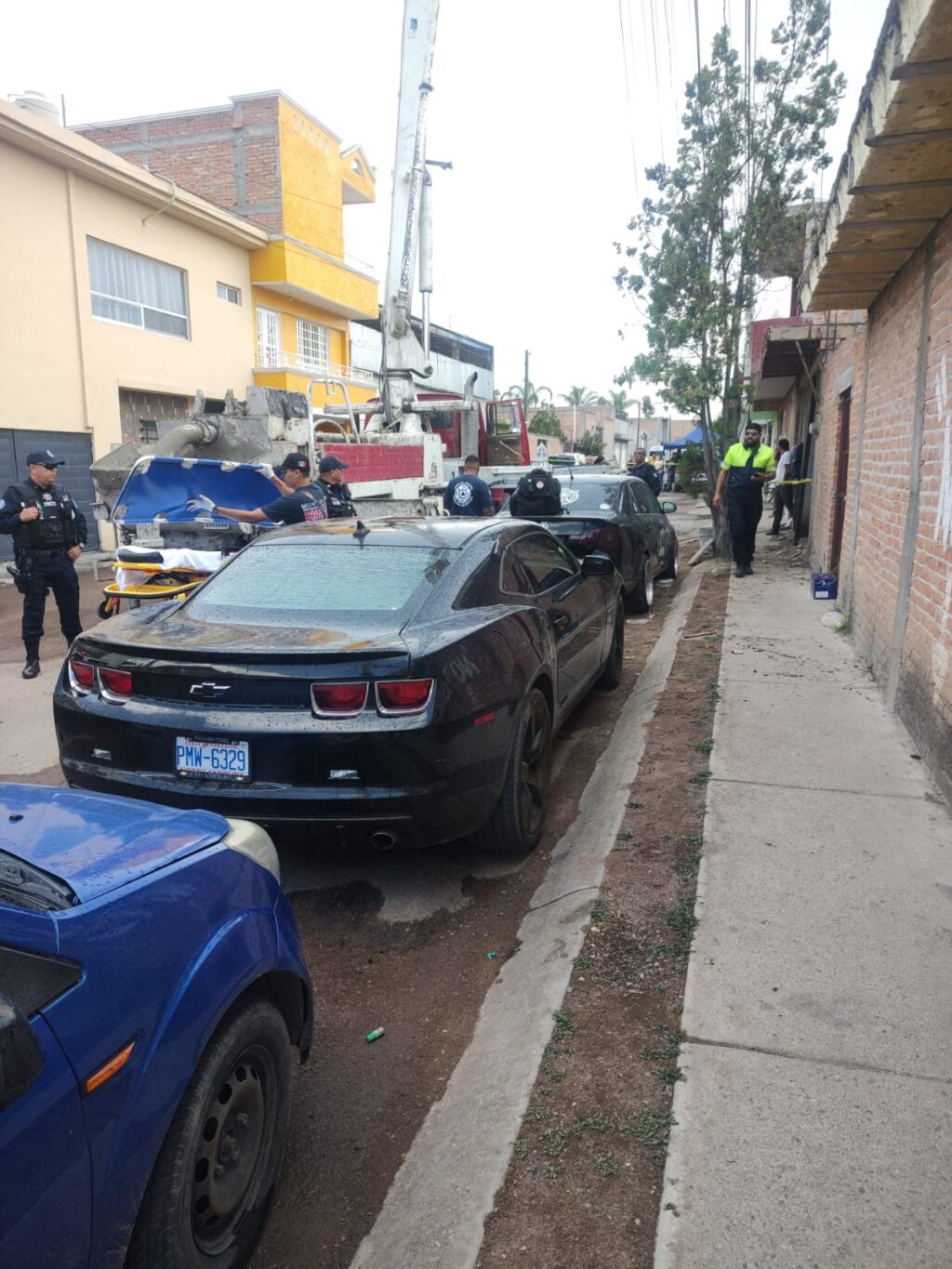 Trabajador de la construcción muere electrocutado en una obra en Pabellón de Arteaga