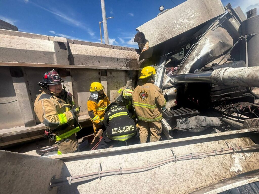 Falleció el niño que quedó atrapado en el camarote de un tráiler tras volcadura de una góndola en Villa Canto