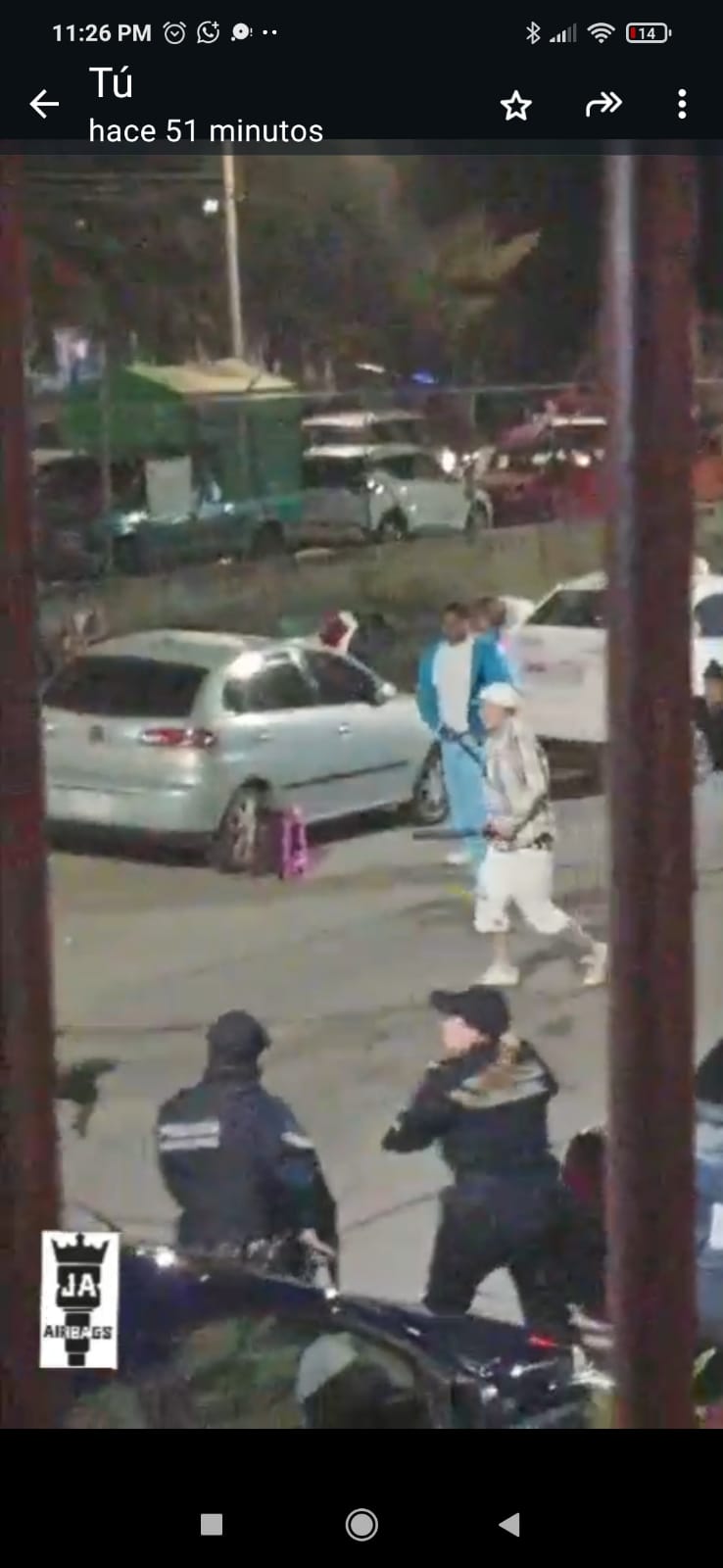 Tremenda riña en Lomas del Ajedrez; policías realizaron disparos al aire