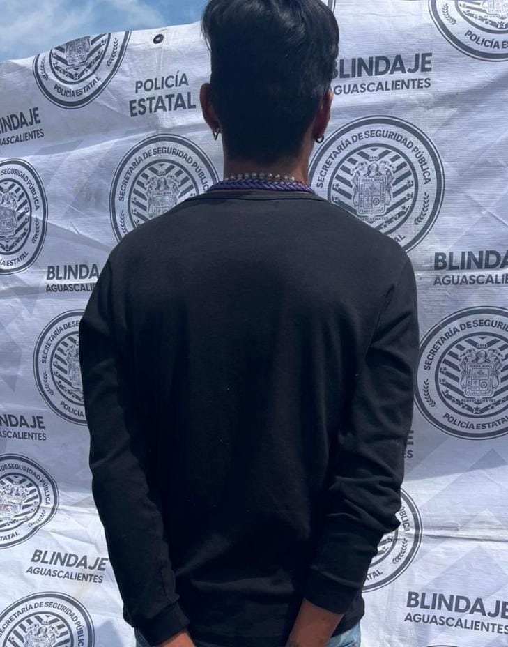 Detuvieron en Aguascalientes a un sujeto por el homicidio de una mujer y lesiones a un hombre en Jalisco