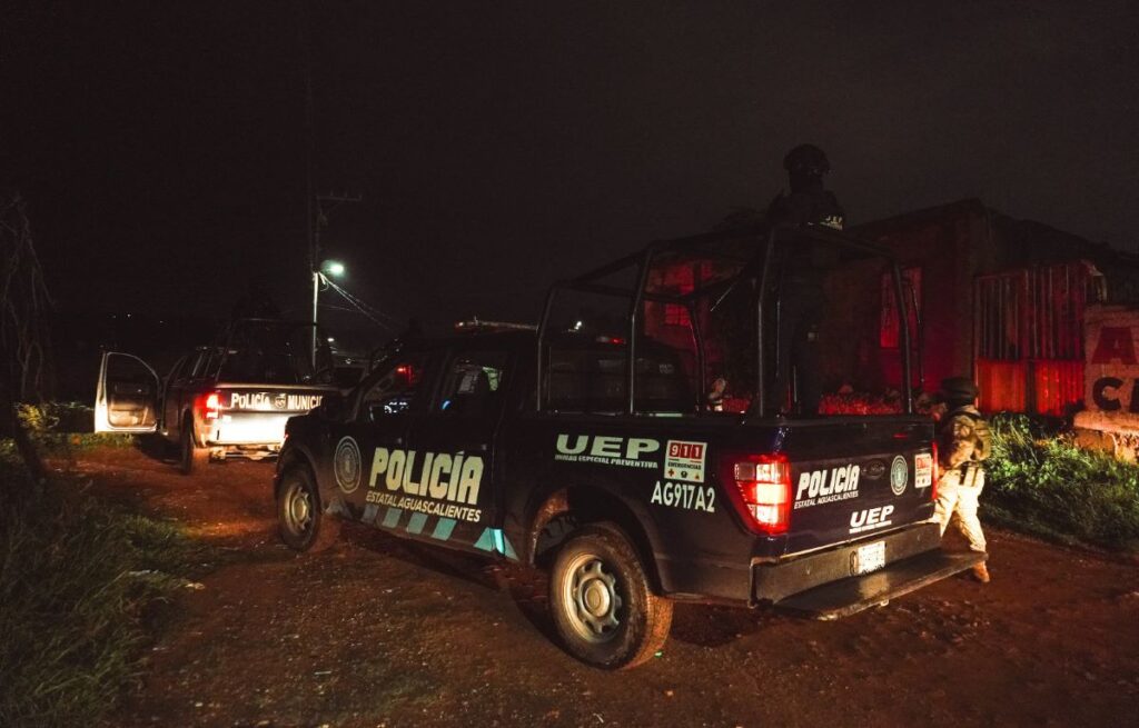 Dos sicarios intentan ejecutar a un hombre afuera de su domicilio en Lomas de Nueva York