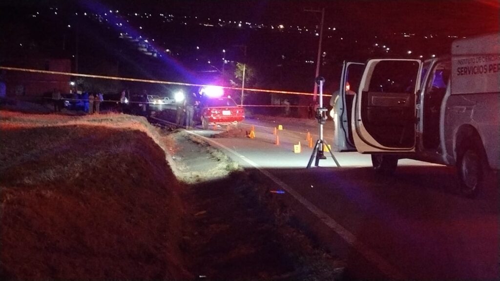 Joven motociclista muere embestido por un automovilista en Calvillito