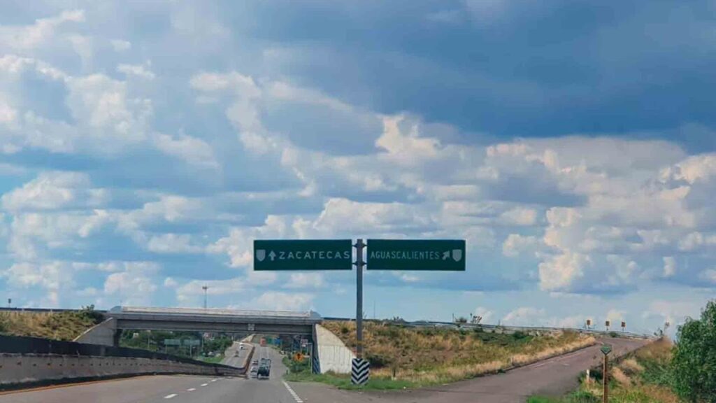 Comando de sujetos armados secuestra a joven originario de Aguascalientes en territorio de Zacatecas