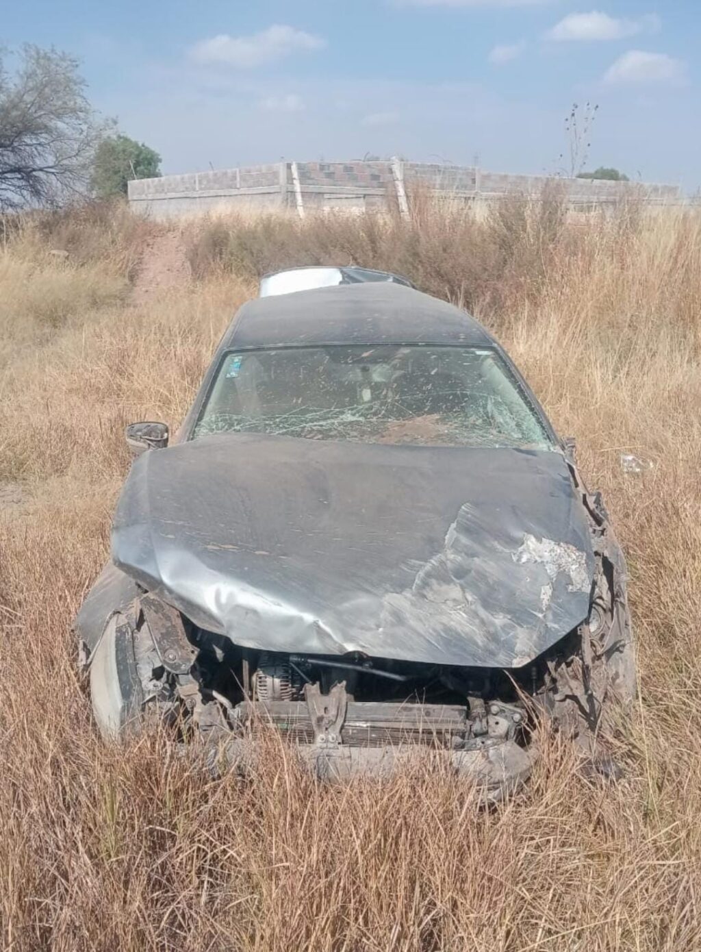 Muere adolescente tras varios días de agonía a causa de aparatosa volcadura de un auto en Asientos