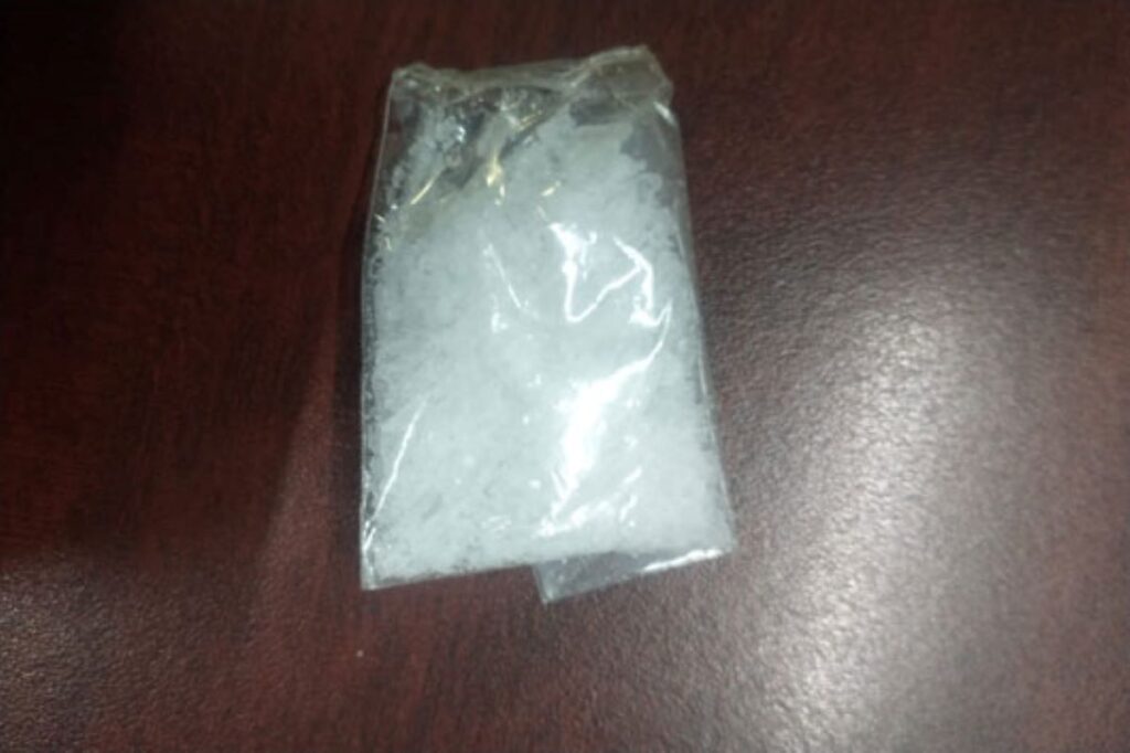 En libertad enfrentará un proceso penal un traficante de crystal que operaba en Villa Montaña