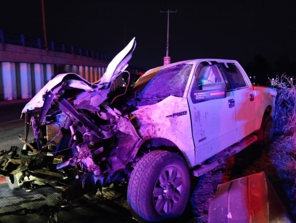Joven conductor salva la vida tras protagonizar aparatoso accidente en las carreteras 45 Norte y 25