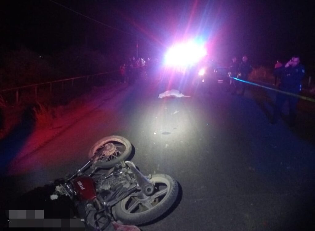 Hombre de la tercera edad muere tras accidente de motocicleta en Asientos