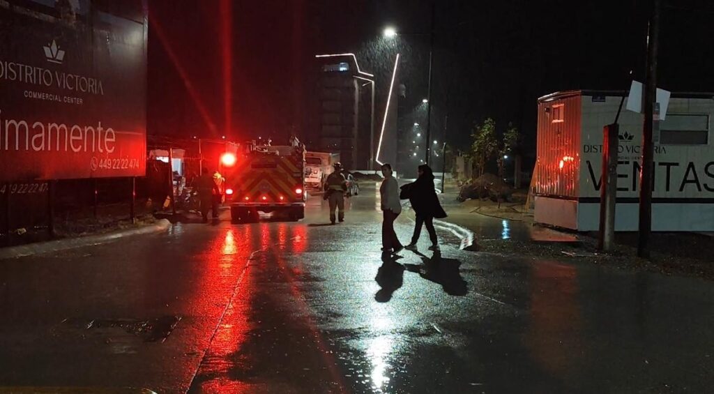 Trabajador de la construcción sufre caída de 6 metros de altura en una obra en Pocitos y queda lesionado grave