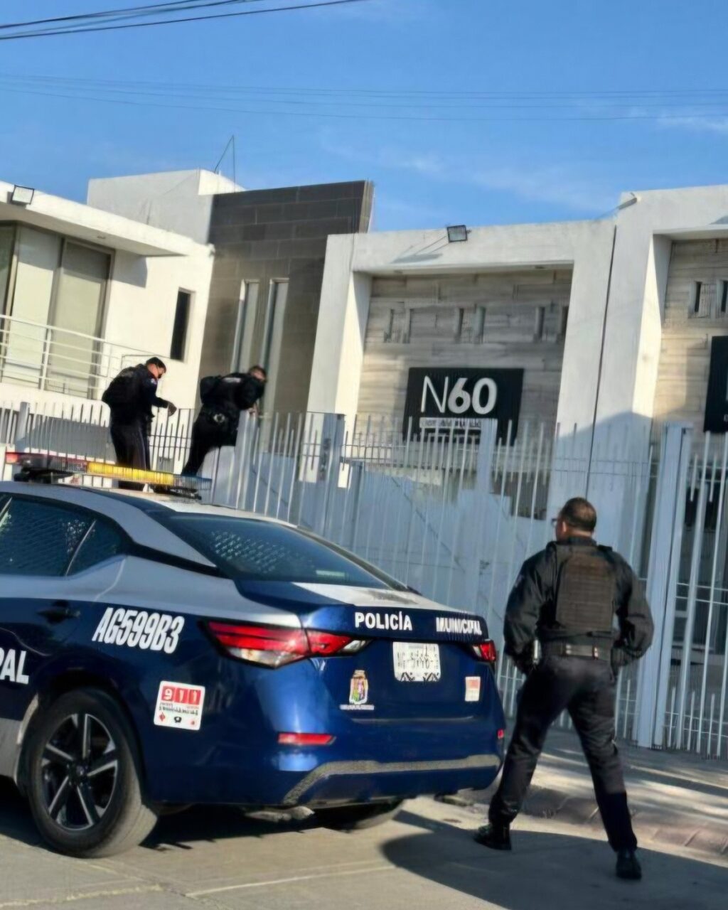 EMPLEADO DE SEGURIDAD SE INTENTA ROBAR CAJA FUERTE DE UNA NOTARIA
